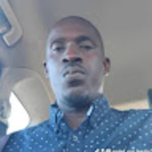 Meet your Posher, Emmanuel